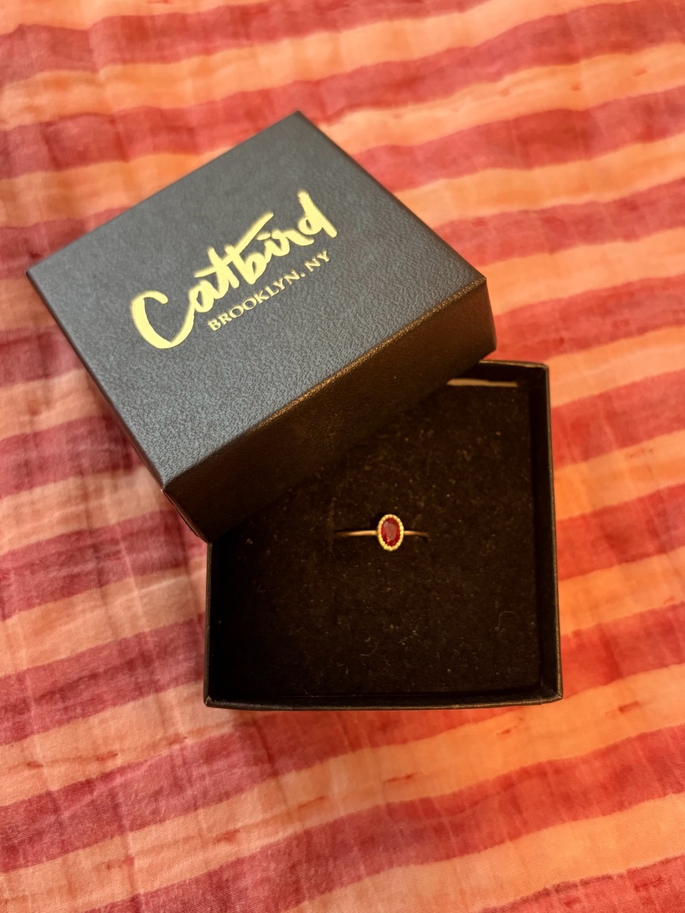 Catbird Caravaggio Ring in 14k Yellow Gold and Ruby - Picture 6 of 6